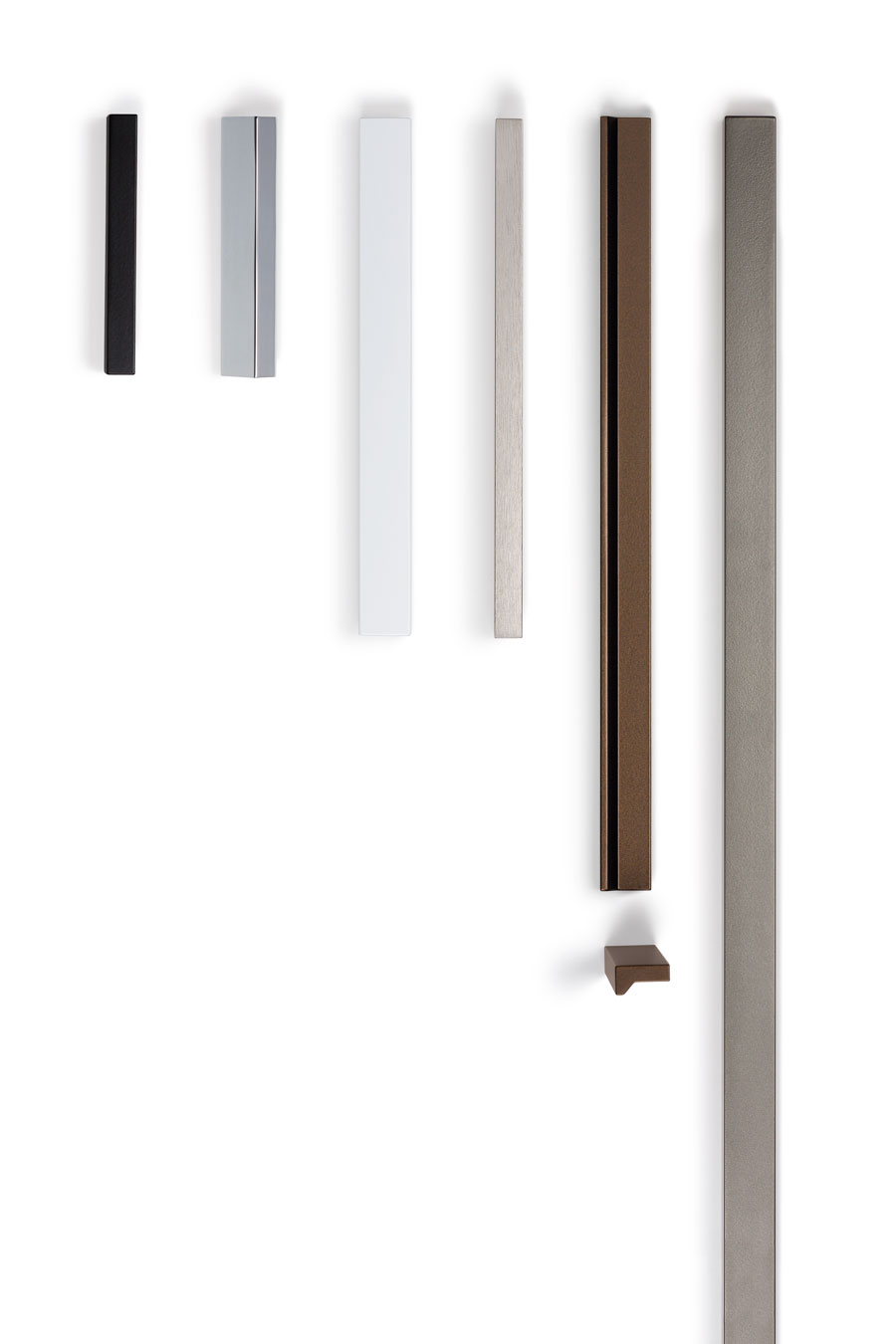 Angle handle for kitchens, bedrooms and bathrooms decoration. Tirador Angle de cocinas, habitaciones y baños by Viefe